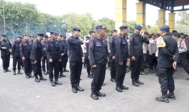 Polres-Sumenep-Terjunkan-182-Personel-Pengamanan-Babak-Penyisihan-Liga-3-di-Stadion-Ahmad-Yani