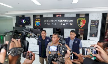 Polda-Jatim-Periksa-Gus-Samsudin-Terkait-Video-Viral-Ajaran-Agama-yang-Boleh-Bertukar-Pasangan