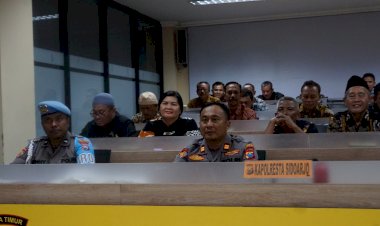 Polresta-Sidoarjo-Gelar-Nobar-Pagelaran-Wayang-Kulit