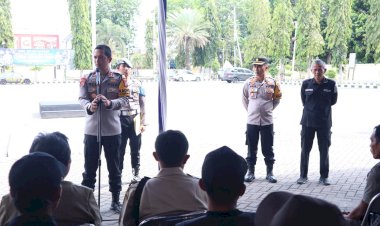 Ops-Zebra-Semeru-2024,-Polres-Situbondo-Lakukan-Pembinaan-Ortu-dan-Anak-yang-Terlibat-Balap-Liar