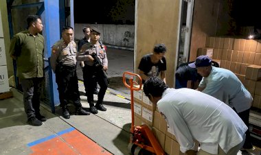 Polres-Malang-Kawal-Distribusi-Surat-Suara-Pilkada-2024-ke-Gudang-Logistik-KPU