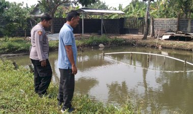 Bhabinkamtibmas-Apresiasi-Warga-Junwangi-Budidayakan-Ikan-Nila-untuk-Dukung-Ketahanan-Pangan