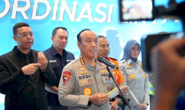 Operasi-Lilin-2025:-Polri-Jaga-Kenyamanan-Sosial-dan-Spiritual-Natal-dan-Tahun-Baru